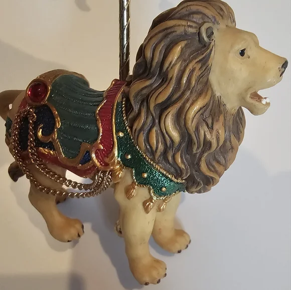 Carousel LION ELEPHANT RABBIT/ HARE Hanging Christman Ornaments 3 pieces - Picture 10 of 10